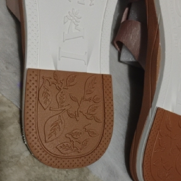 Tan Women's Sandals - Picture 7 of 12